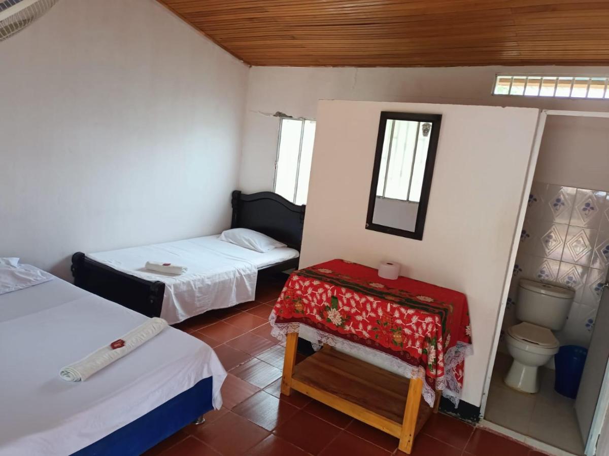 Hostal Sol De Verano Dona Lilia Villavieja Exterior foto
